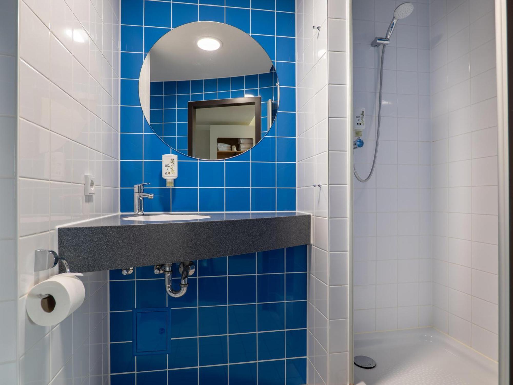 B&B Hotel Stuttgart-Airport/Messe 外观 照片
