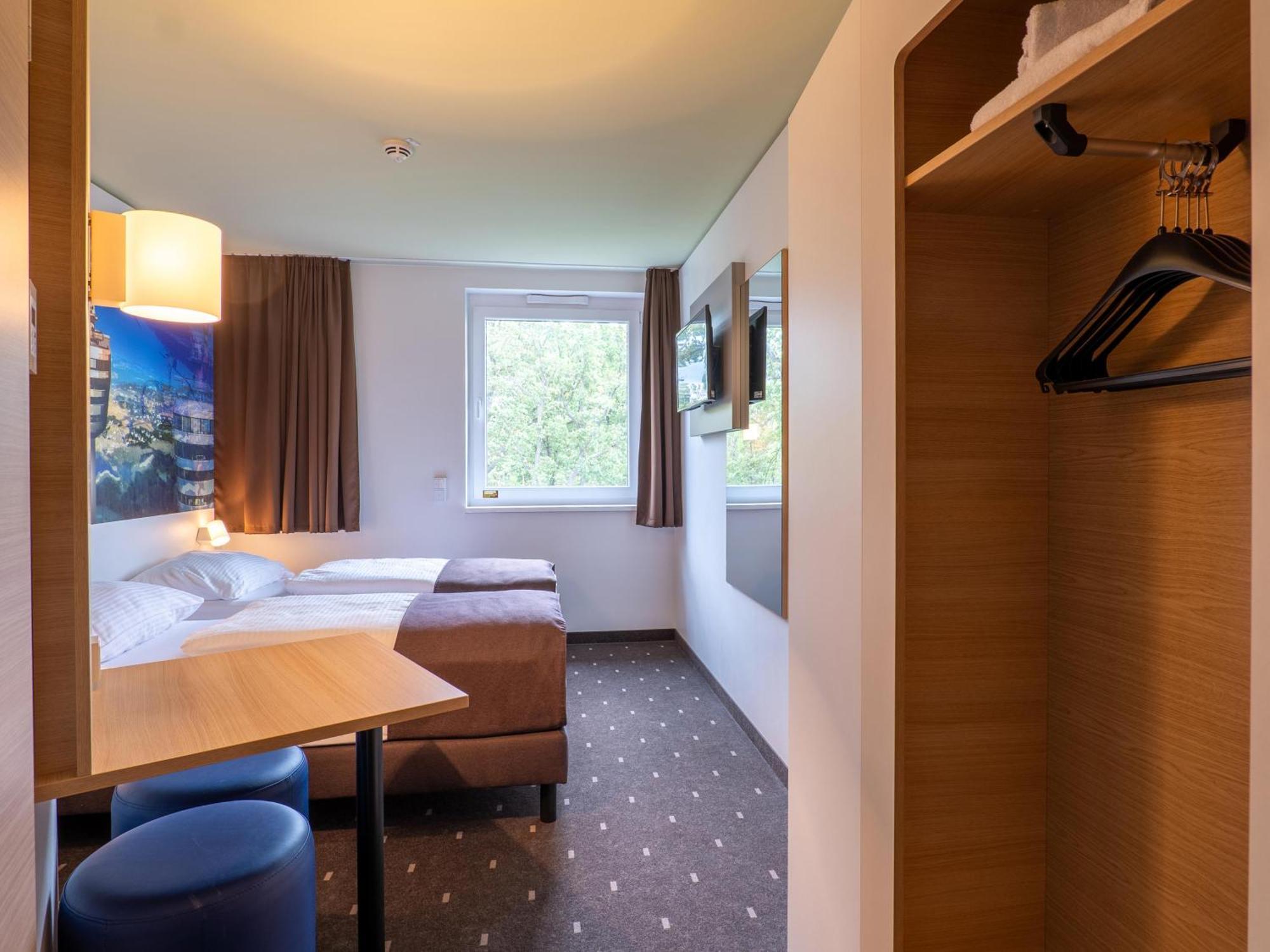 B&B Hotel Stuttgart-Airport/Messe 外观 照片